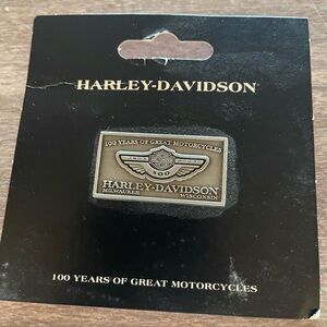 New old stock Harley Davidson motorcycle 100th Anniversary pewter pin